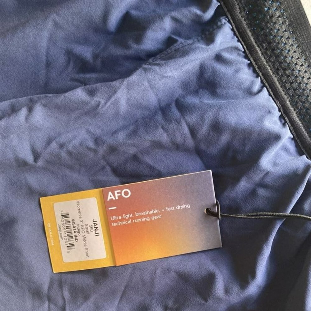Run Janji 3'' AFO Middle Short in Steadfast Indigo/Navy - Small - New with tags